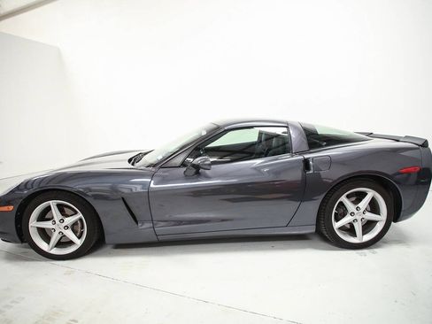 Used 2013 Chevrolet Corvette Coupe RWD image 3
