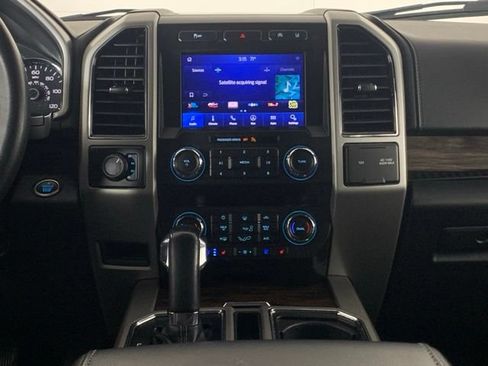 Used 2020 Ford F150 Lariat AWD/4WD image 22