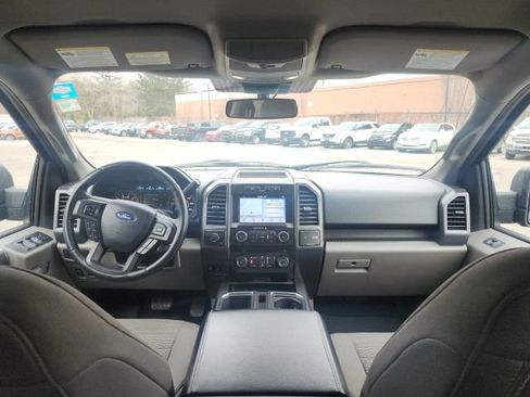 Used 2019 Ford F150 XLT w/ Equipment Group 302A Luxury image 17