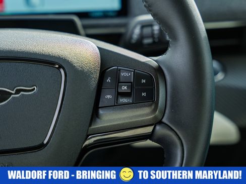 Used 2023 Ford Mustang Mach-E Premium image 27