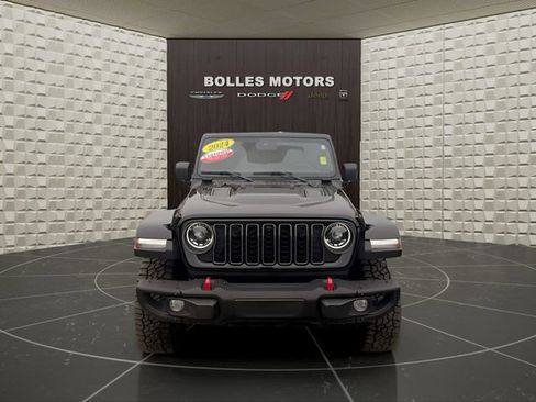 Certified 2024 Jeep Gladiator Rubicon image 11