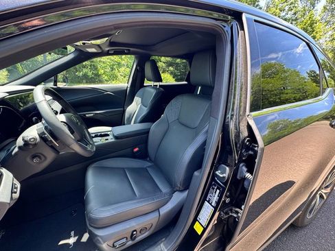 Used 2023 Lexus RX 350h w/ Cold Area Package AWD/4WD image 9