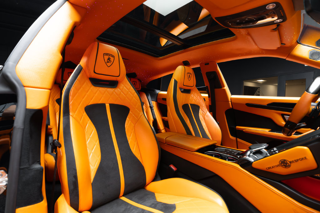 Used 2022 Lamborghini Urus AWD/4WD image 54