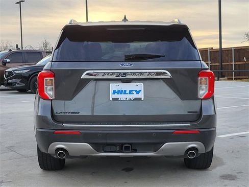 Used 2020 Ford Explorer Limited w/ Class III Trailer Tow Package image 4