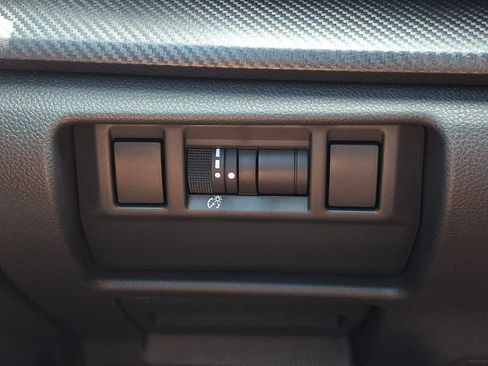 Certified 2024 Subaru Crosstrek 2.5i Limited w/ Crosstrek Mirror Package AWD/4WD image 23