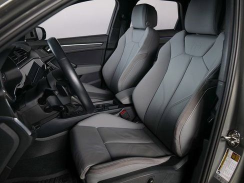 Used 2021 Audi Q3 2.0T Premium Plus w/ Premium Plus Package image 10