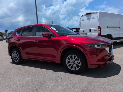 Used 2024 MAZDA CX-5 AWD 2.5 S w/ Preferred Package image 2