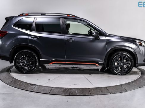 Used 2023 Subaru Forester Sport image 7