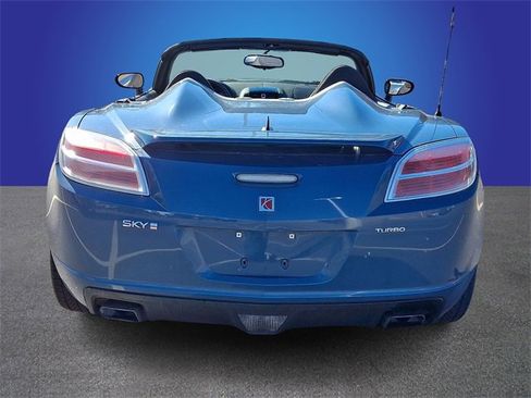 Used 2008 Saturn Sky Red Line image 5