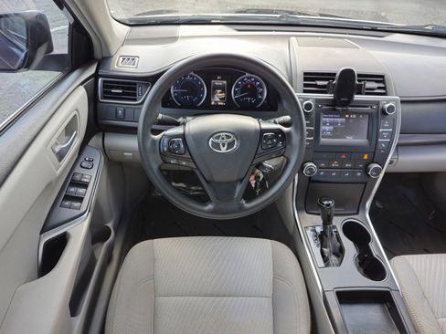 Used 2016 Toyota Camry LE w/ Protection Package (Q2) FWD image 20