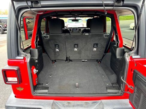 Used 2018 Jeep Wrangler Unlimited Sport S image 13