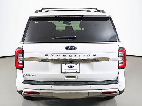 Used 2024 Ford Expedition Limited image 17