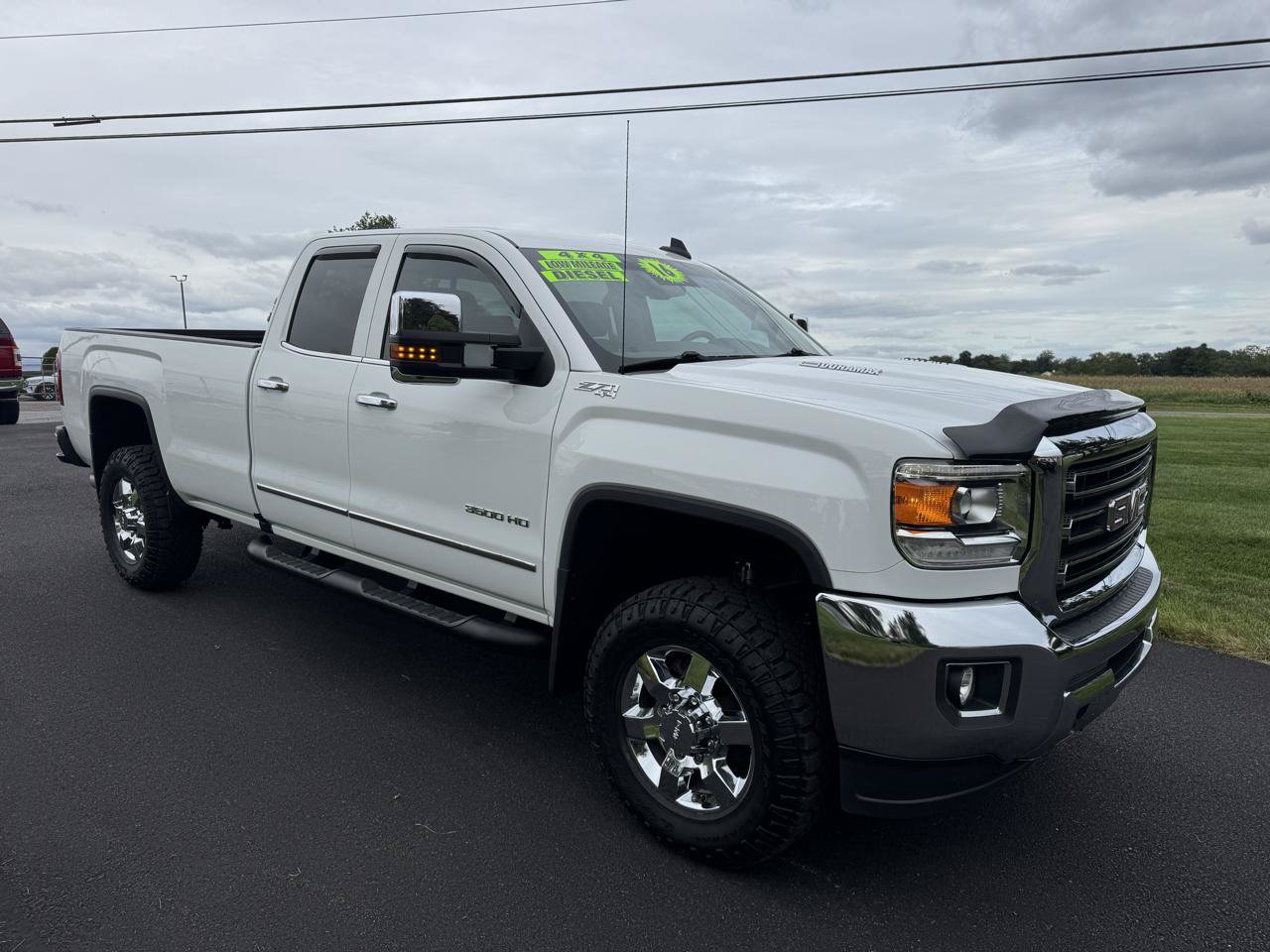 Used 2016 GMC Sierra 3500 SLT w/ Suspension Package, Off-Road AWD/4WD image 6