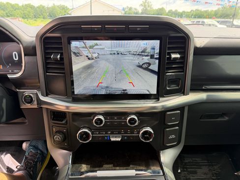 Used 2022 Ford F150 Lariat w/ Equipment Group 501A Mid AWD/4WD image 30