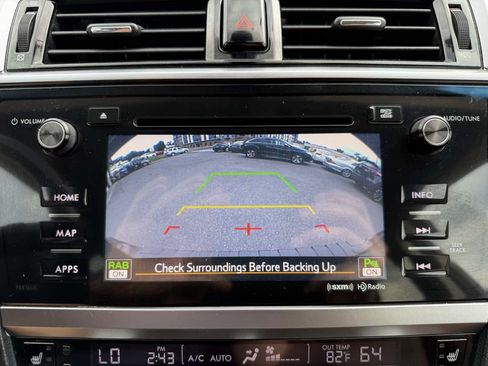Used 2017 Subaru Outback 2.5i Touring AWD/4WD image 18