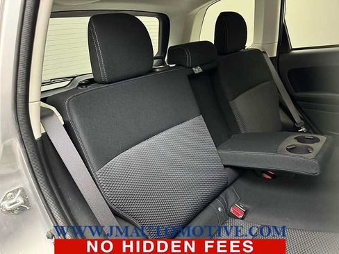 Used 2016 Subaru Forester 2.5i Premium AWD/4WD image 19