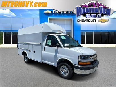 New 2026 Chevrolet Express 3500 w/ Power Convenience Package