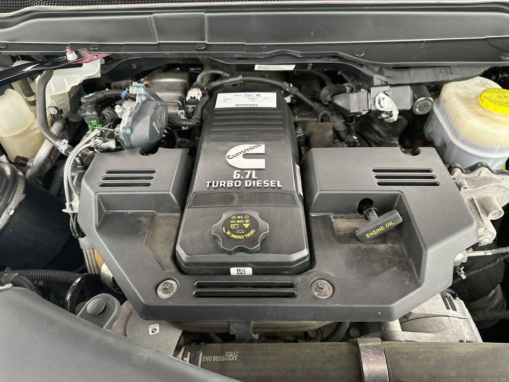 Used 2023 RAM 2500 Laramie AWD/4WD image 32