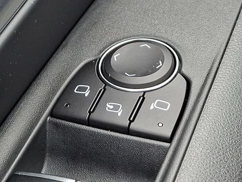 Used 2026 Chevrolet Silverado EV Trail Boss AWD/4WD image 18