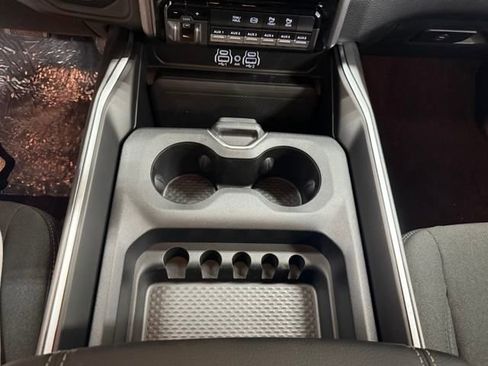 New 2025 RAM 2500 Big Horn image 24