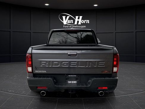 Used 2025 Honda Ridgeline TrailSport image 15