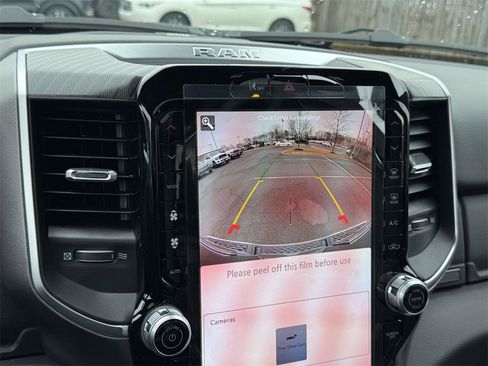 New 2026 RAM 1500 4x4 Crew Cab image 22