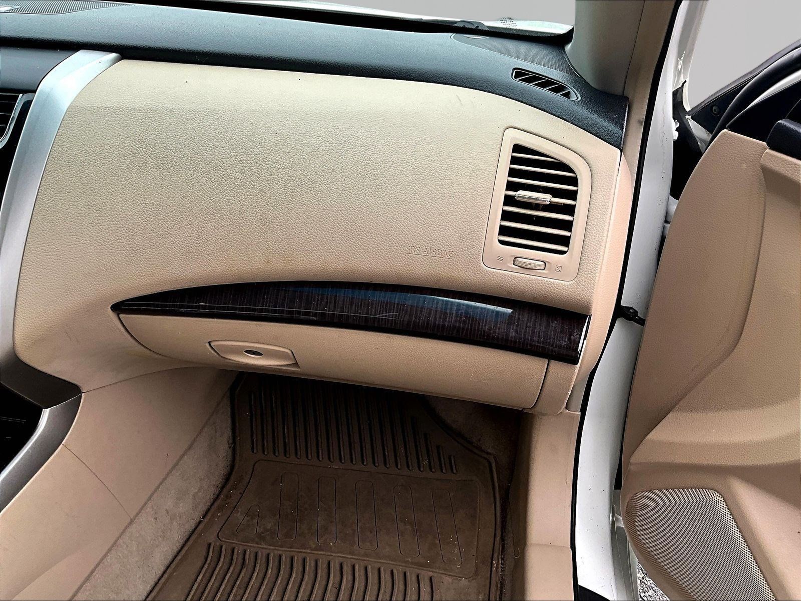 Used 2013 Nissan Altima 3.5 SL w/ Technology Pkg FWD image 26