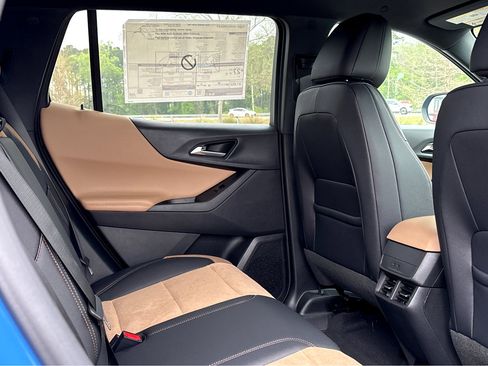 New 2026 Chevrolet Equinox ACTIV FWD image 11