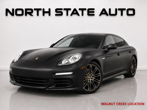 Used 2015 Porsche Panamera S RWD image 1