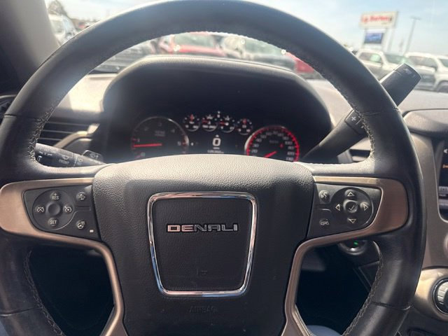 Used 2016 GMC Yukon XL Denali w/ Open Road Package AWD/4WD image 20