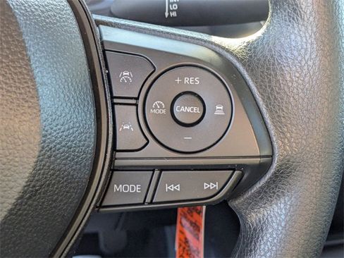 Certified 2025 Toyota Corolla LE image 18