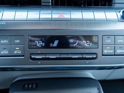 New 2026 Hyundai Kona SEL Premium image 31