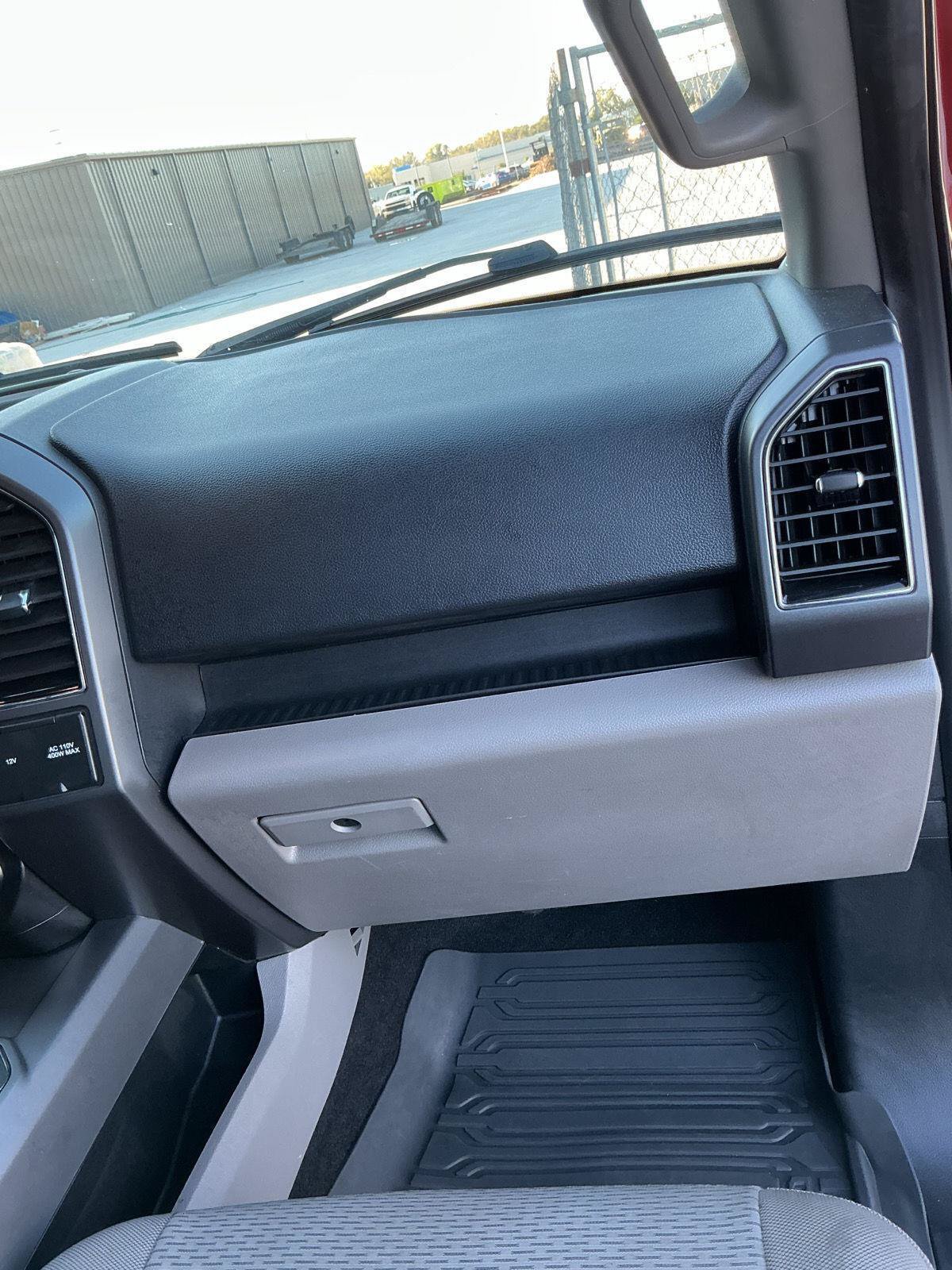 Used 2020 Ford F150 XLT w/ Equipment Group 302A Luxury AWD/4WD image 26