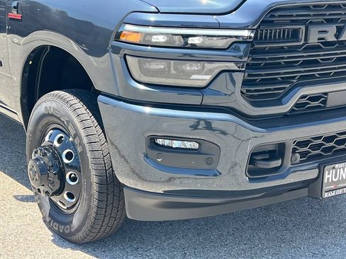New 2026 RAM 3500 Laramie AWD/4WD image 14
