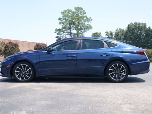 Used 2020 Hyundai Sonata Limited FWD image 2