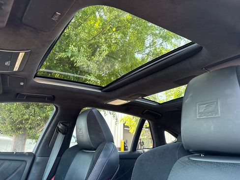 Used 2023 Lexus LS 500 F Sport w/ Cold Weather Package (CK) RWD image 19