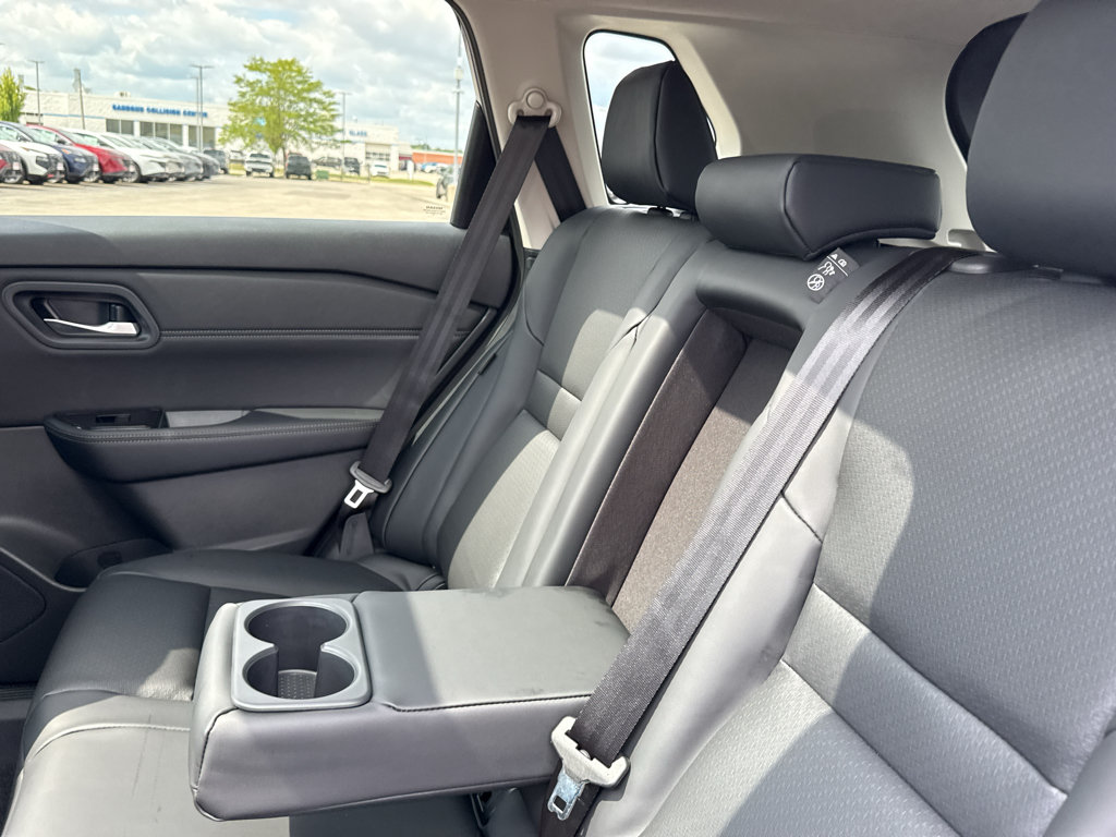 New 2026 Nissan Rogue Dark Armor AWD/4WD image 34