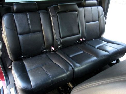 Used 2007 Chevrolet Avalanche LT w/ LT Preferred Equipment Group AWD/4WD image 29