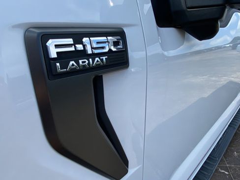 Used 2022 Ford F150 Lariat w/ Equipment Group 502A High AWD/4WD image 29