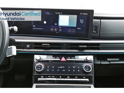 Used 2025 Hyundai Santa Fe Calligraphy image 26