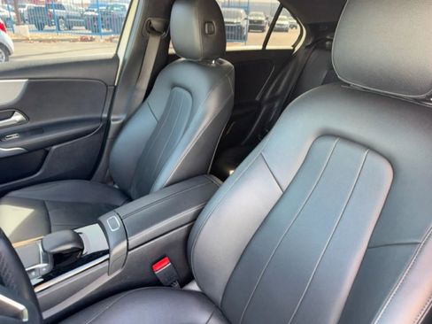 Used 2022 Mercedes-Benz A 220 image 8