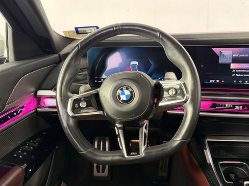 Used 2024 BMW 740i RWD image 17