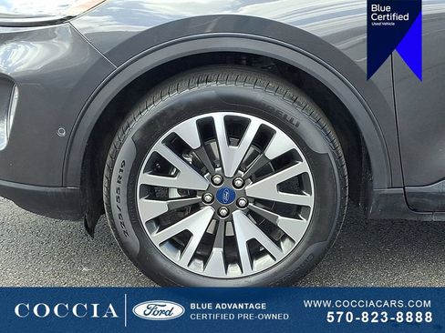 Certified 2020 Ford Escape Titanium AWD/4WD image 8