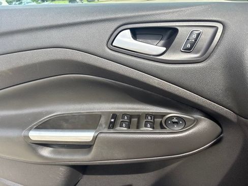 Used 2014 Ford Escape SE FWD image 16