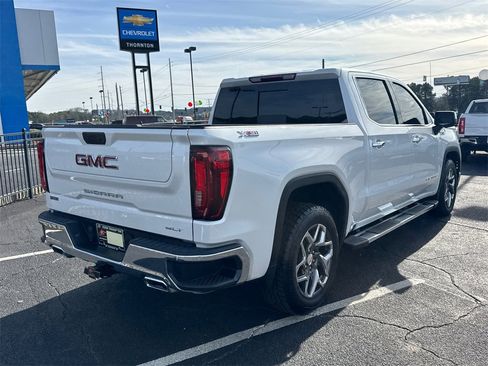 Used 2023 GMC Sierra 1500 SLT w/ SLT Premium Package image 6
