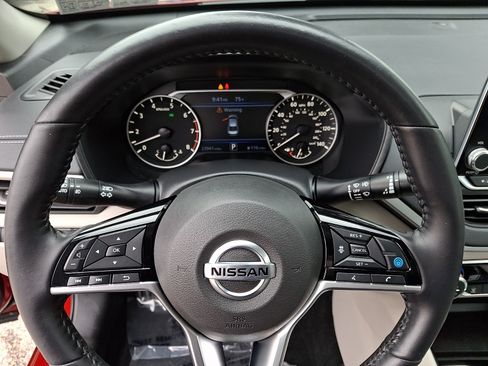 Used 2020 Nissan Altima 2.5 SV FWD image 20