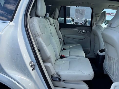 Certified 2024 Volvo XC90 T8 Ultimate w/ Protection Package Premier AWD/4WD image 24