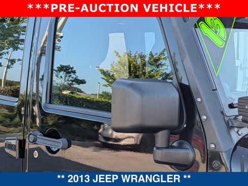Used 2013 Jeep Wrangler Unlimited Sport AWD/4WD image 11