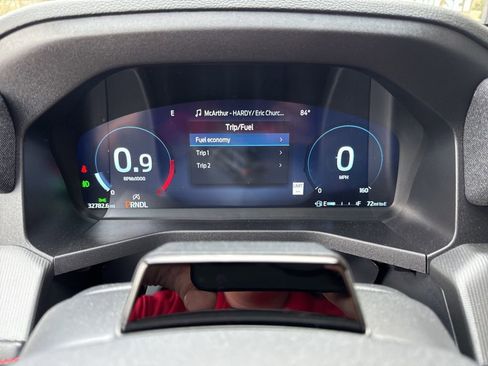 Used 2025 Ford Explorer ST-Line image 8