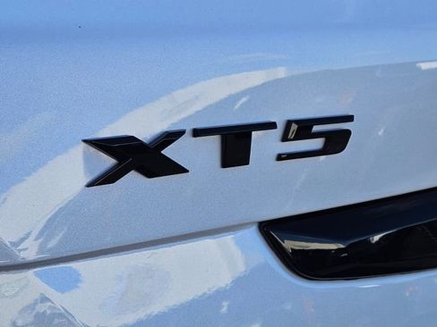 New 2026 Cadillac XT5 Sportv w/ LPO, Onyx Lite Package image 16